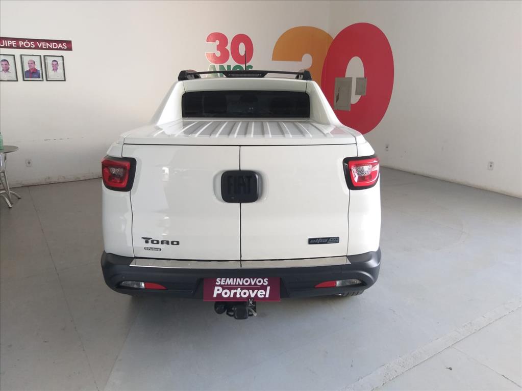 FIAT TORO 2.0 16V TURBO DIESEL ULTRA 4WD AT9 2020/2021