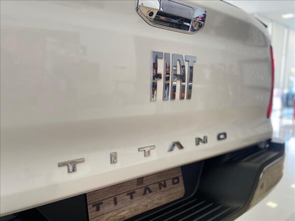 FIAT TITANO 2.2 TURBO DIESEL VOLCANO 4X4 AT6 2024/2025