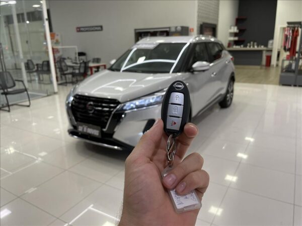 NISSAN KICKS 1.6 16V FLEXSTART EXCLUSIVE XTRONIC 2022/2022