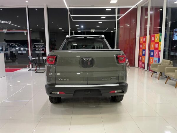 FIAT TORO 2.0 16V TURBO DIESEL VOLCANO 4WD AT9 2024/2025