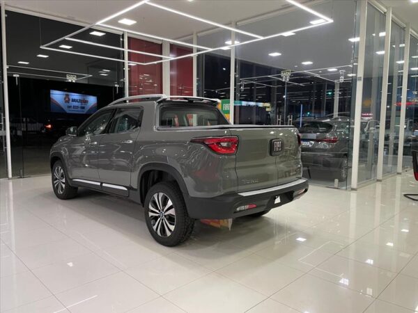 FIAT TORO 2.0 16V TURBO DIESEL VOLCANO 4WD AT9 2024/2025