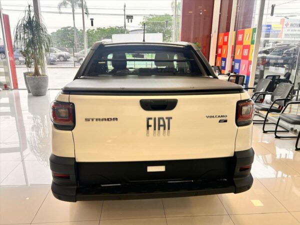 FIAT STRADA 1.3 FIREFLY FLEX VOLCANO CD CVT 2024/2025