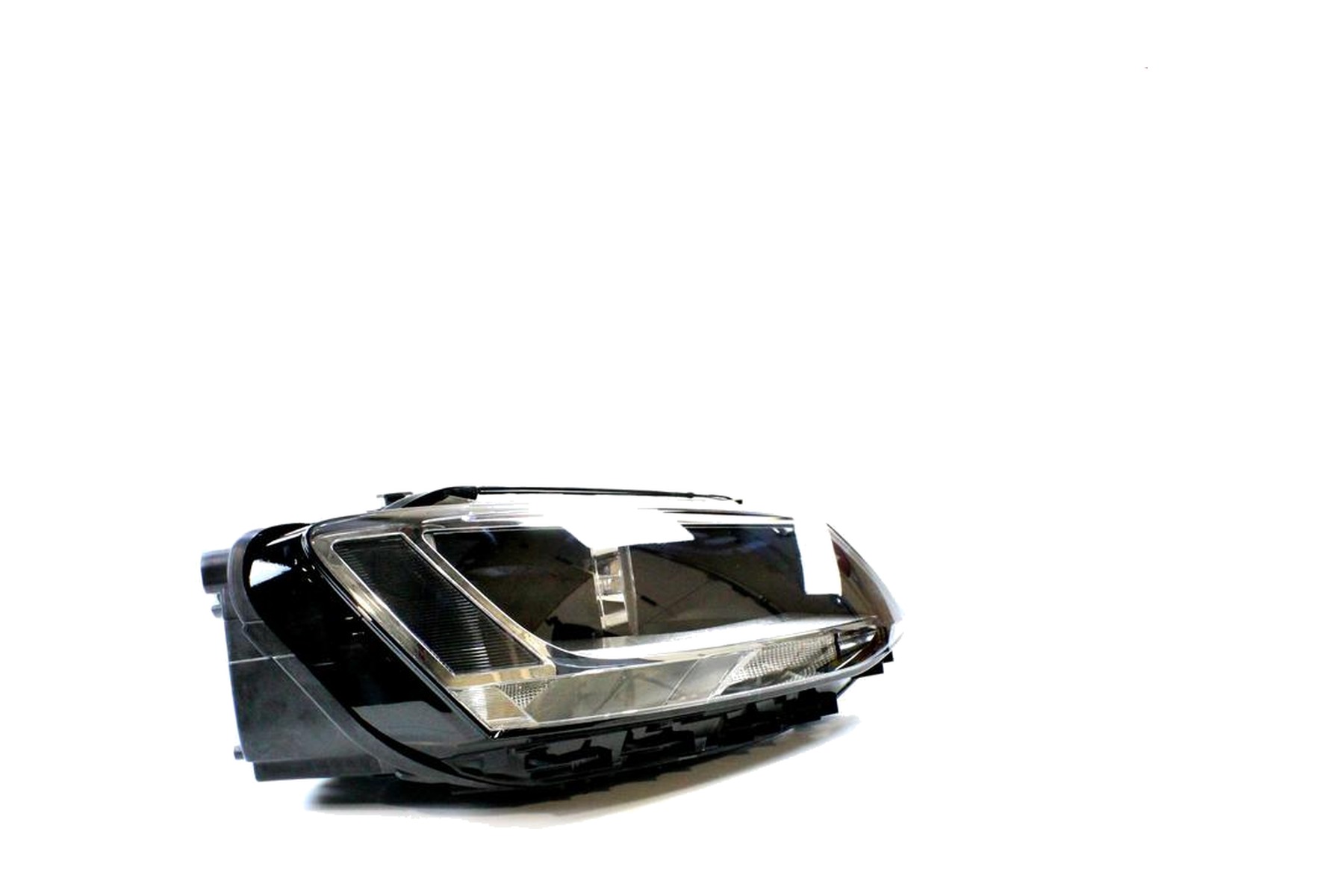 Farol Direito (Passageiro) Máscara Negra VW 5C7941006C - Imagem 23