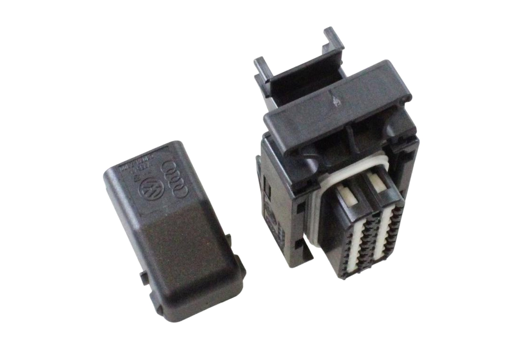 Alojamento VW 1J0906379B
