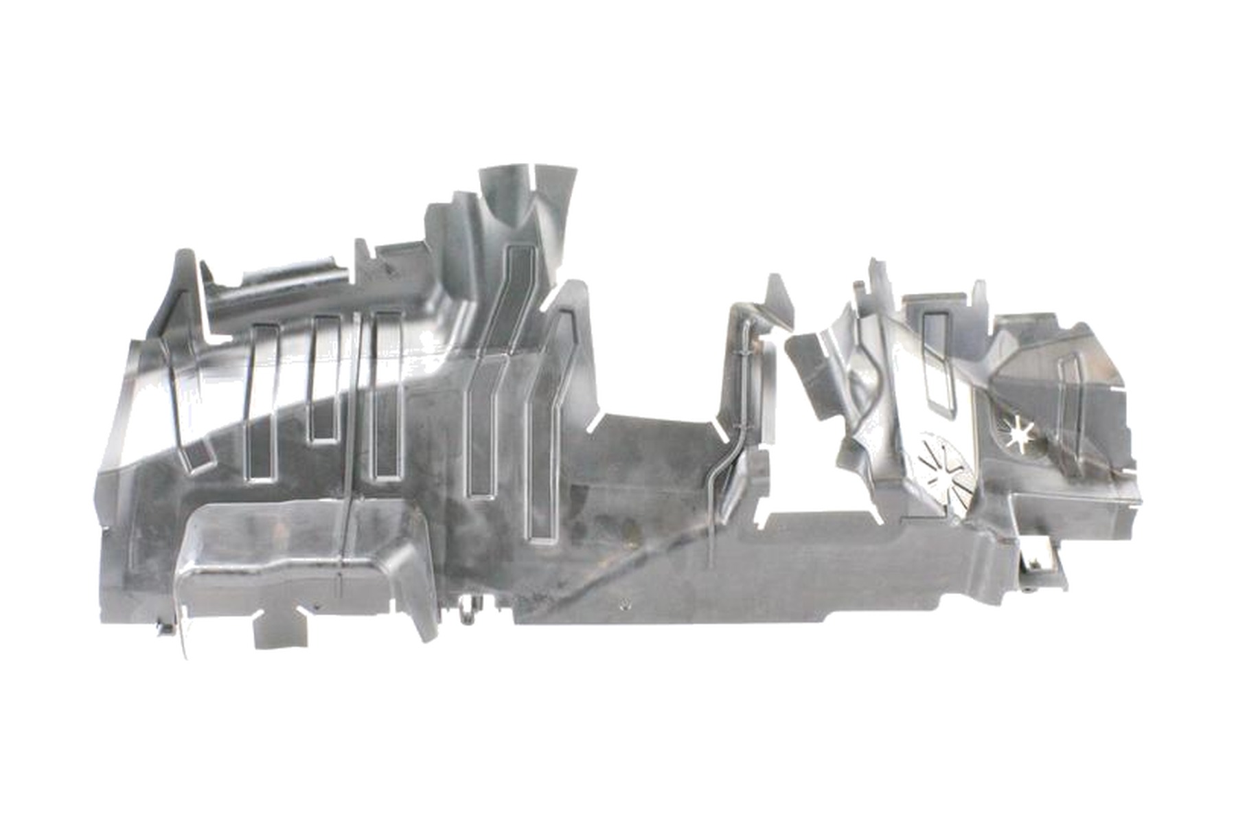 Defletor de Ar de Radiador VW 17A121284H - Imagem 13