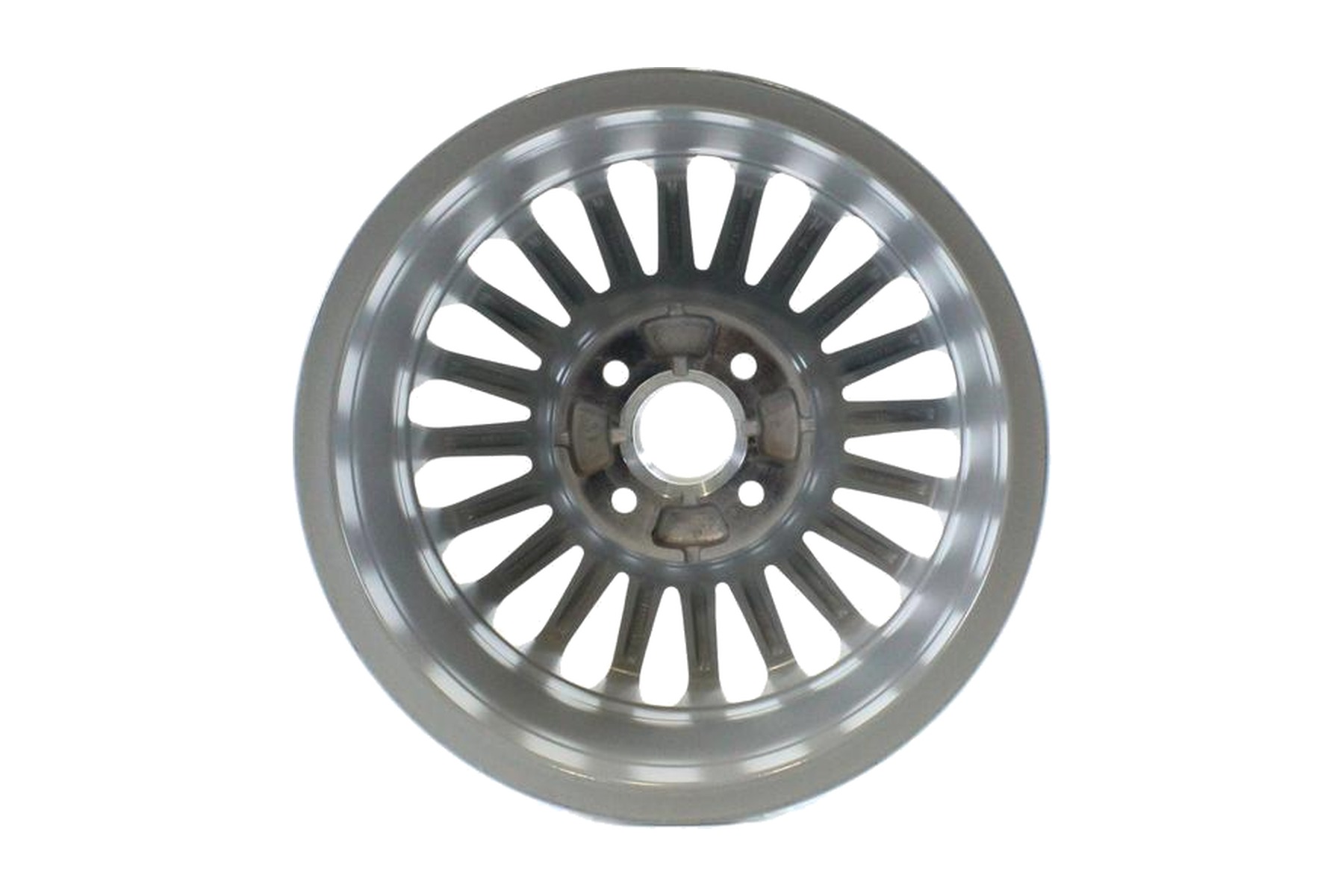 Roda 14 Polegadas Branco VW 1S0601025TB9A - Imagem 13
