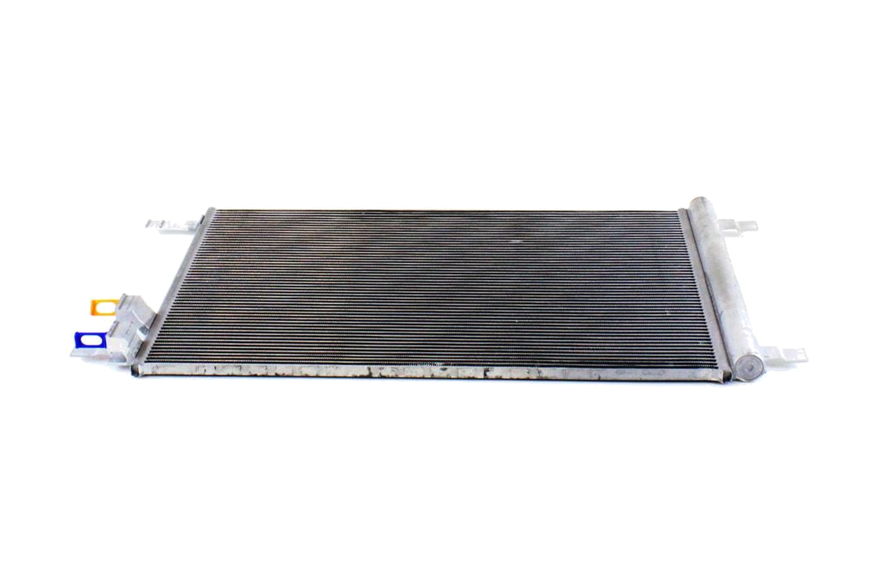 Condensador de Ar Condicionado VW 2QB820411